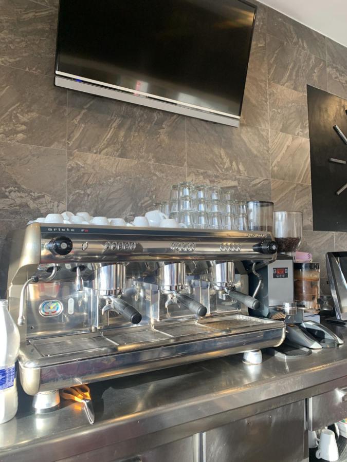Hotel Riojano Humanes de Madrid Ngoại thất bức ảnh