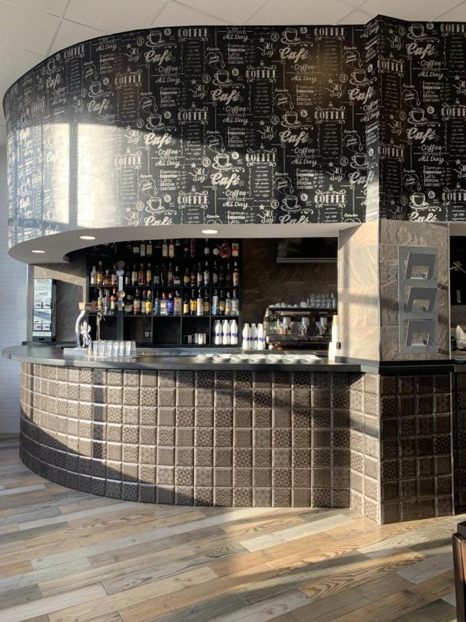 Hotel Riojano Humanes de Madrid Ngoại thất bức ảnh